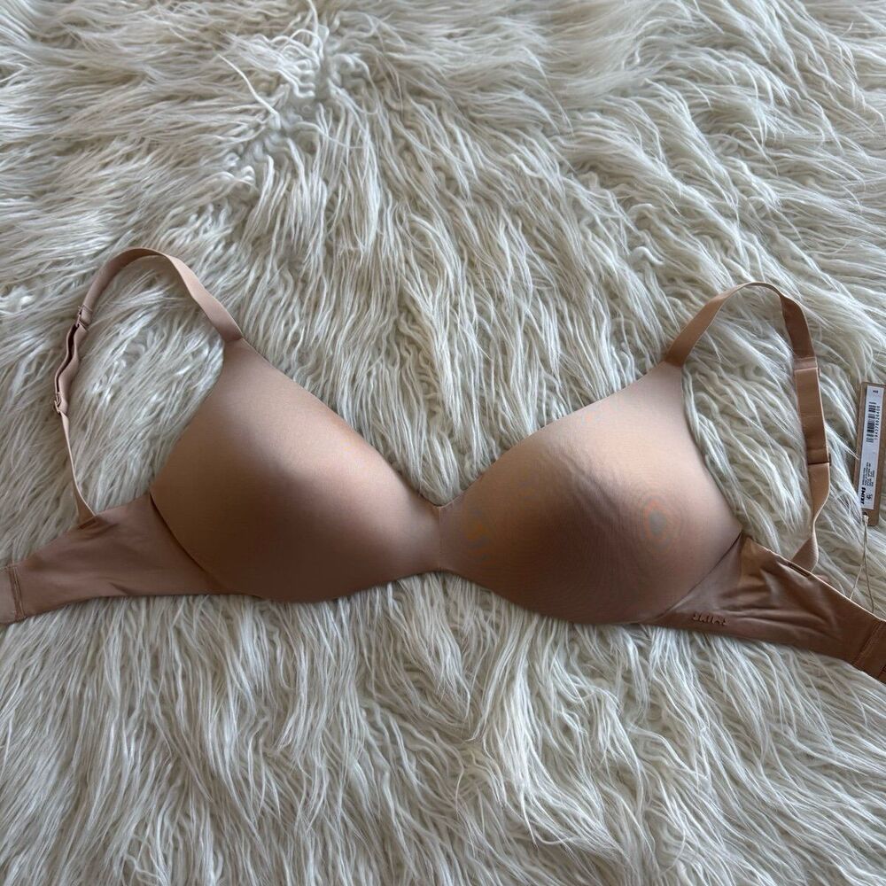 Skims Wireless Form Push Up Plunge Bra Clay Size 32DDD
